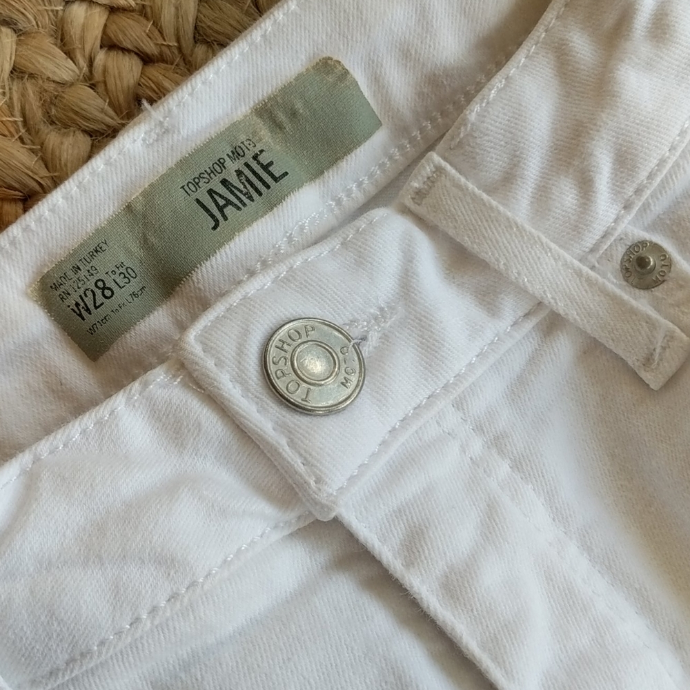 TOPShop White Distressed - Picture 4 of 8